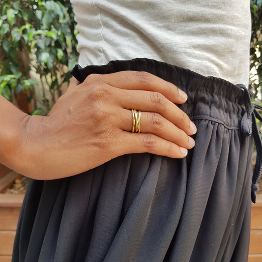 Anillo aro de plata chapada en oro de 18k