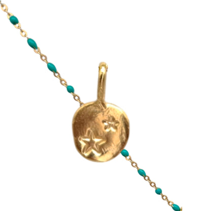 Collar Amuleto de plata chapada en oro